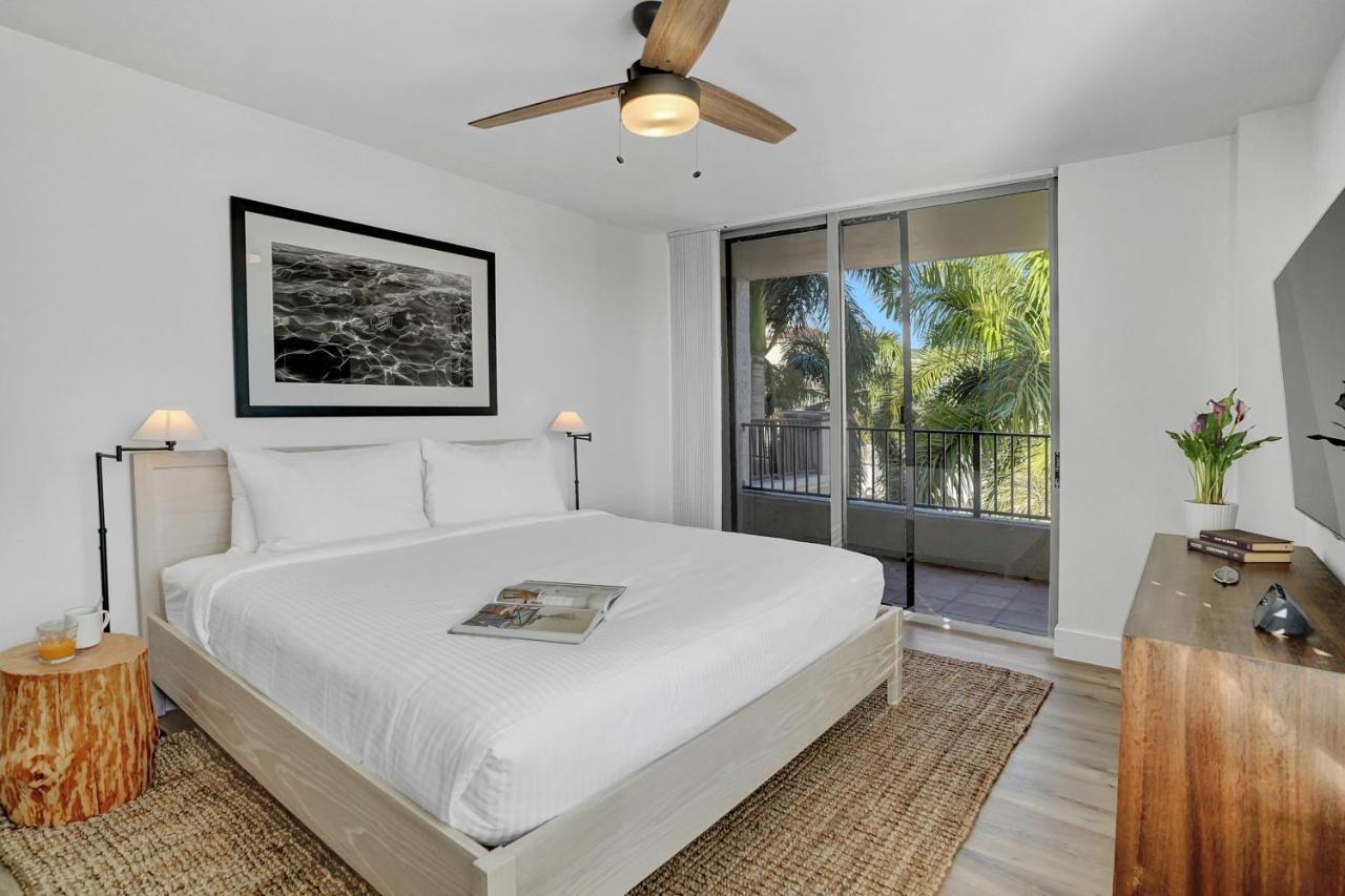 Dharma Home Suites Coral Gables At Gables Grand Plaza Маямі Екстер'єр фото